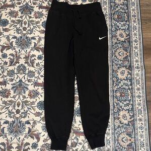 Nike women’s high waist Jogger Pants